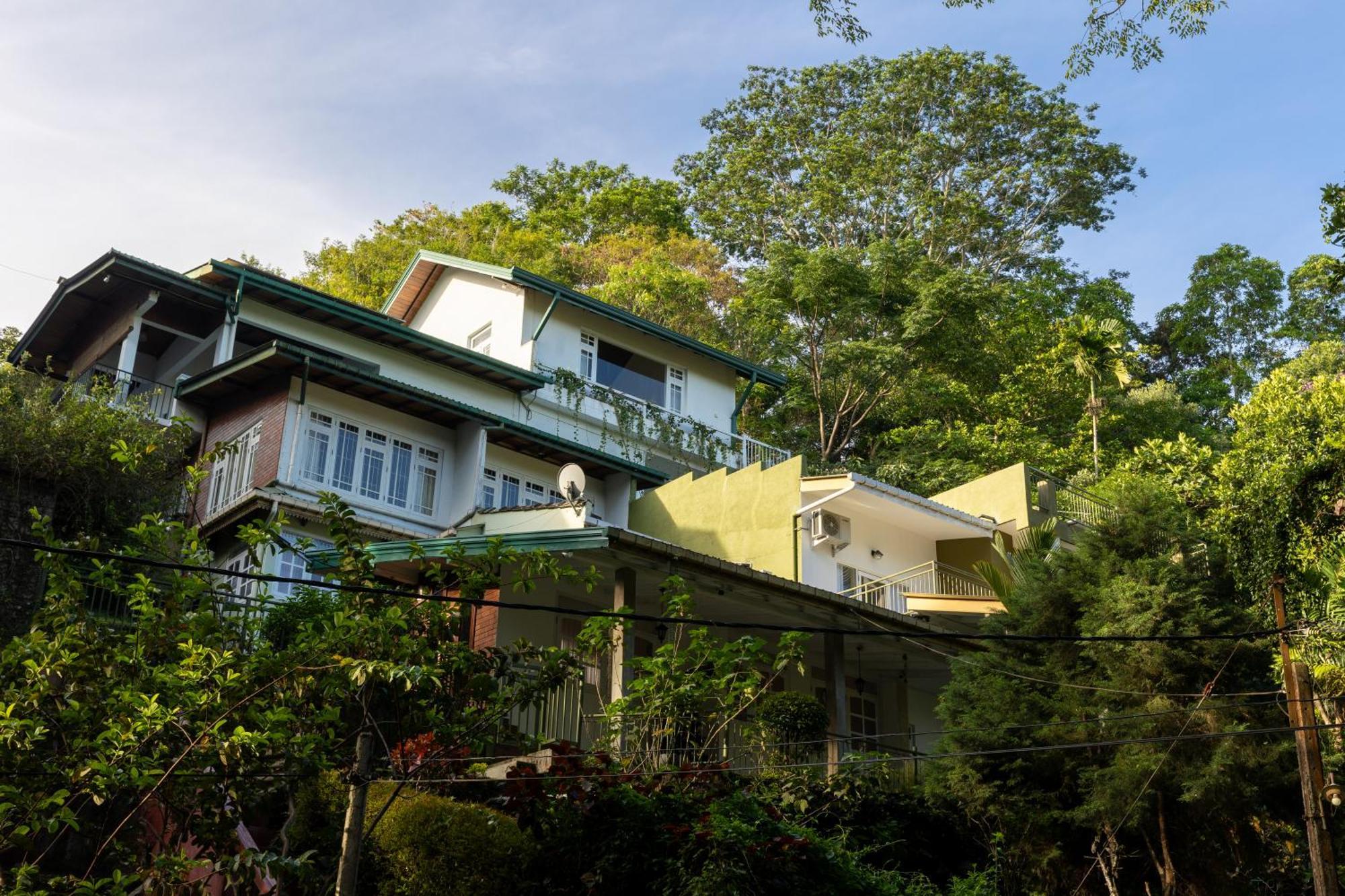Greenwood Edge Kandy Esterno foto
